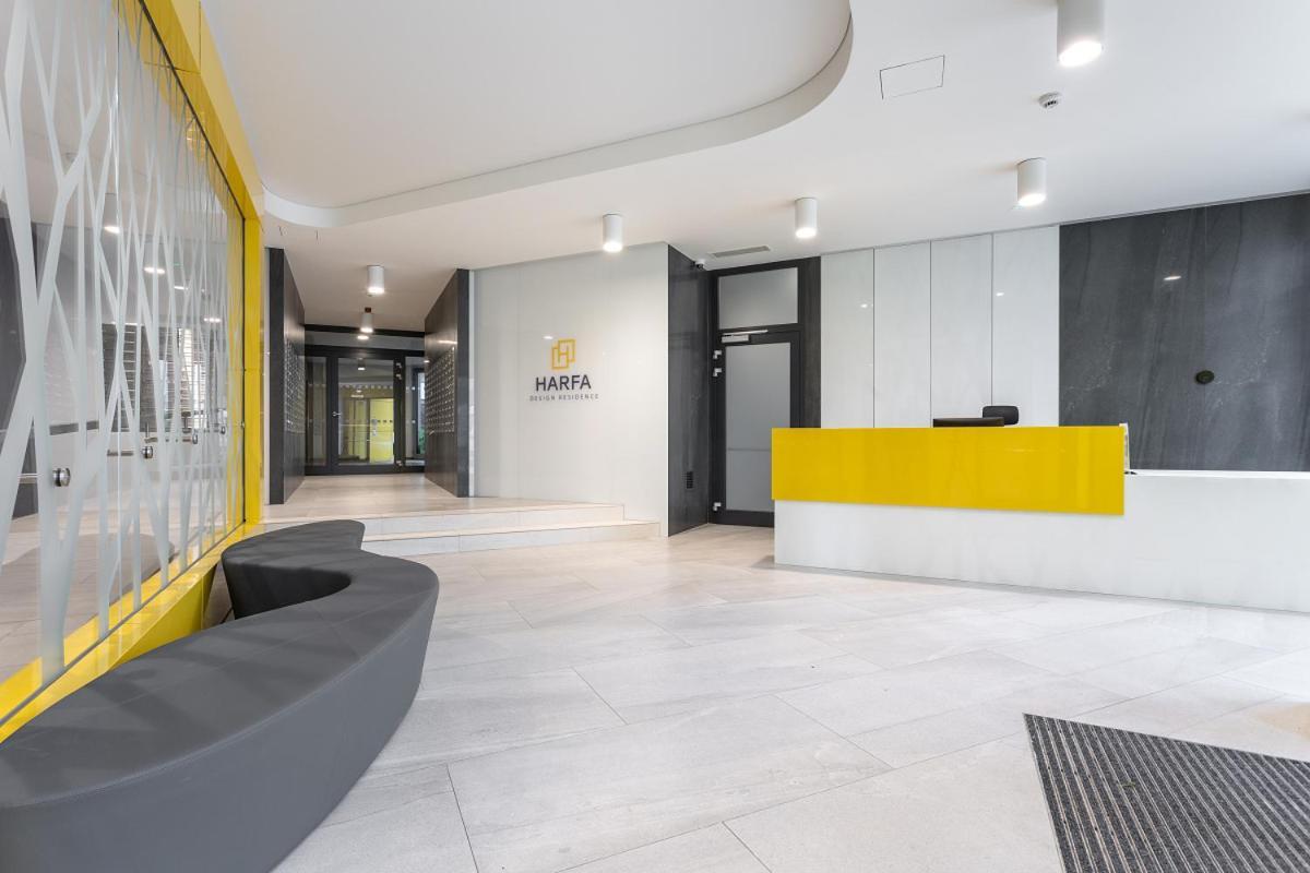 Yellow Apartment With Parking ปราก ภายนอก รูปภาพ